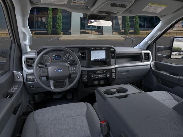 new 2024 Ford F-350 car