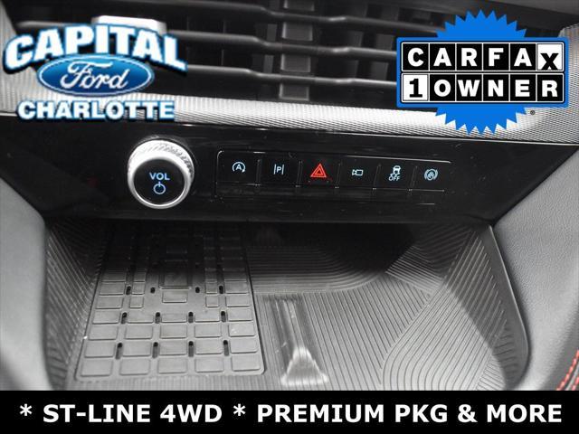 used 2025 Ford Explorer car