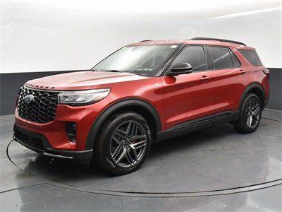 used 2025 Ford Explorer car
