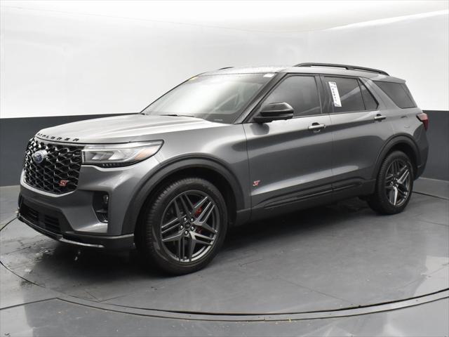used 2025 Ford Explorer car, priced at $45,999