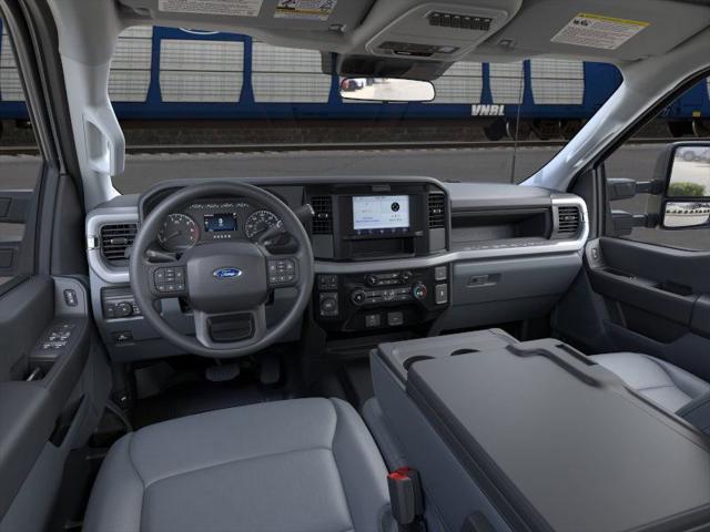 new 2025 Ford F-250 car