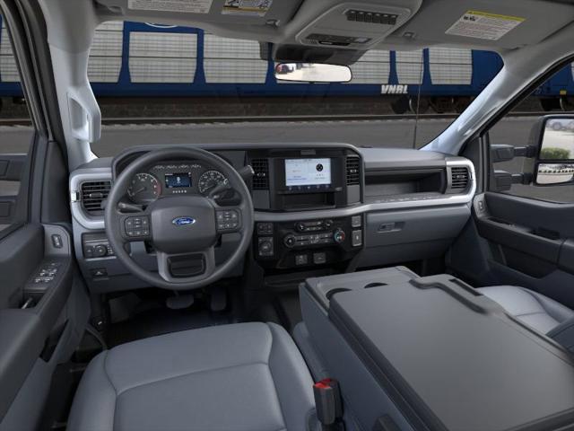 new 2025 Ford F-250 car