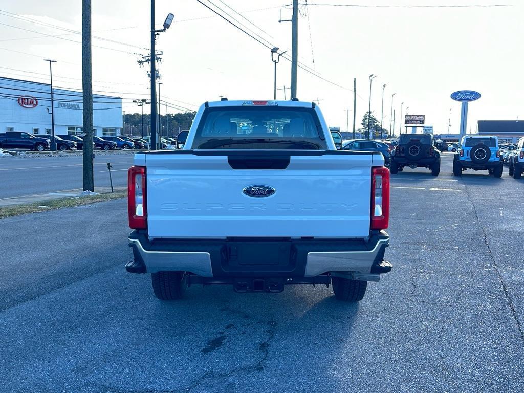 new 2025 Ford F-250 car, priced at $67,040