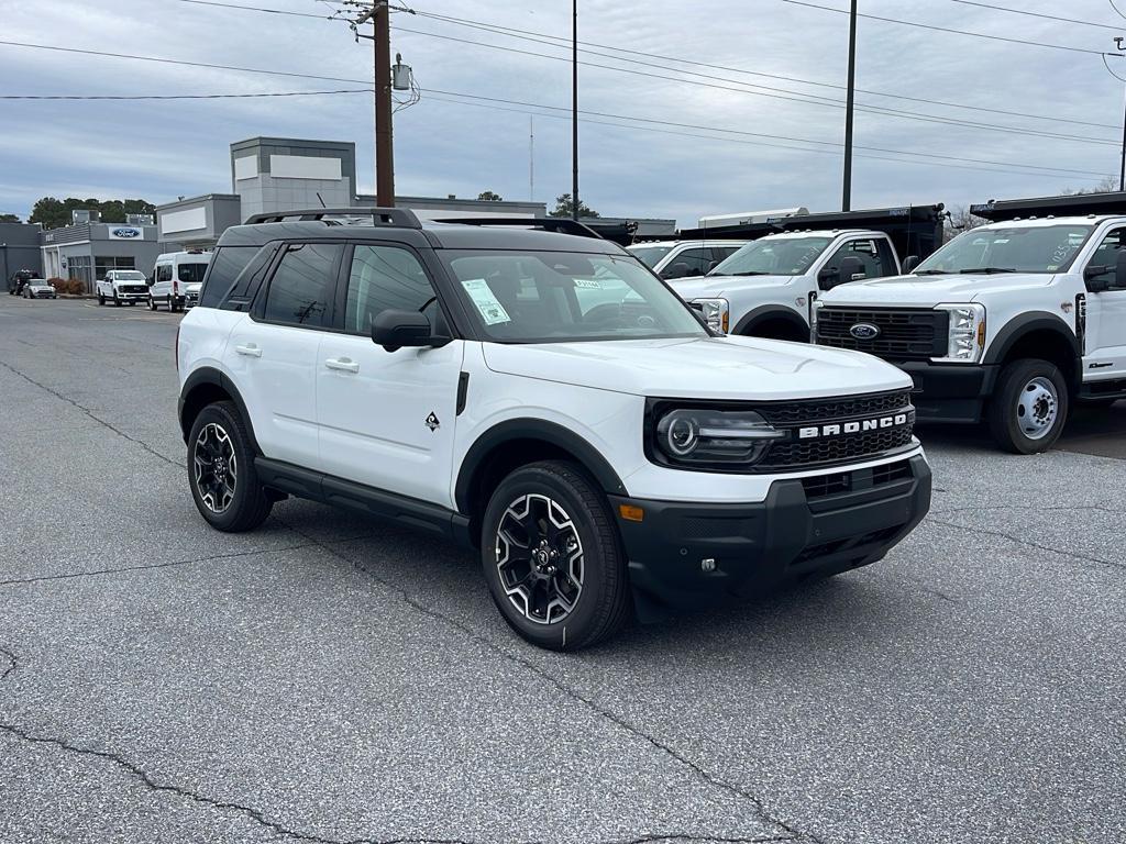 new 2025 Ford Bronco Sport car, priced at $37,926