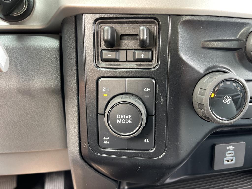 new 2025 Ford F-250 car, priced at $56,550