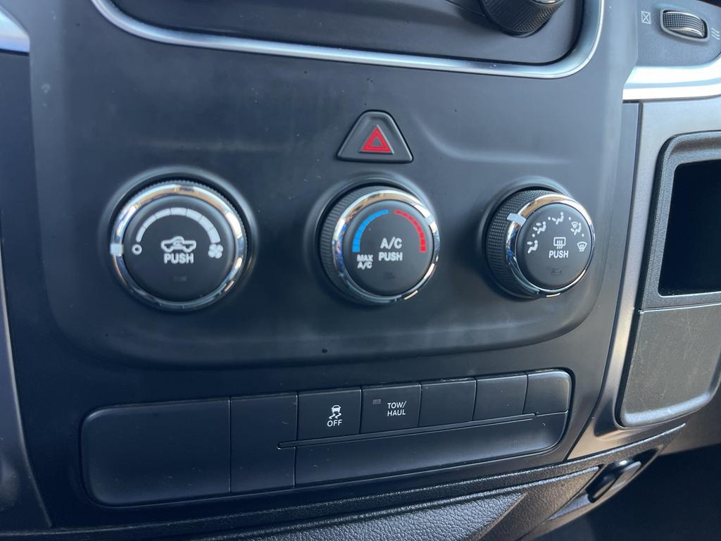 used 2021 Ram 1500 Classic car, priced at $29,000