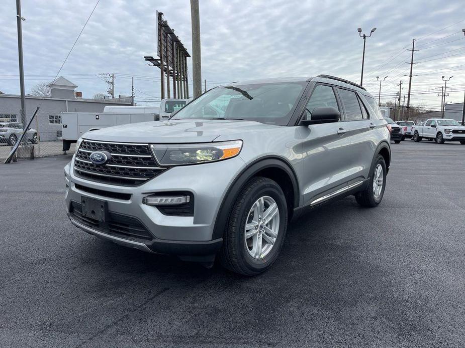 new 2024 Ford Explorer car, priced at $42,694