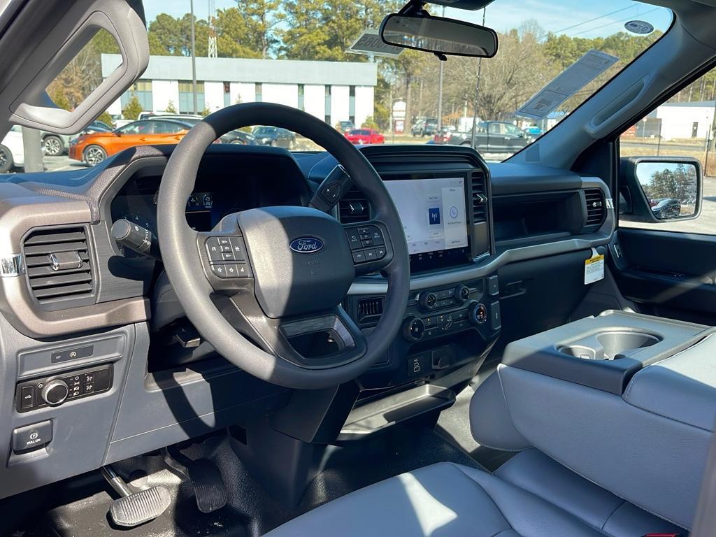 new 2025 Ford F-150 car, priced at $39,935