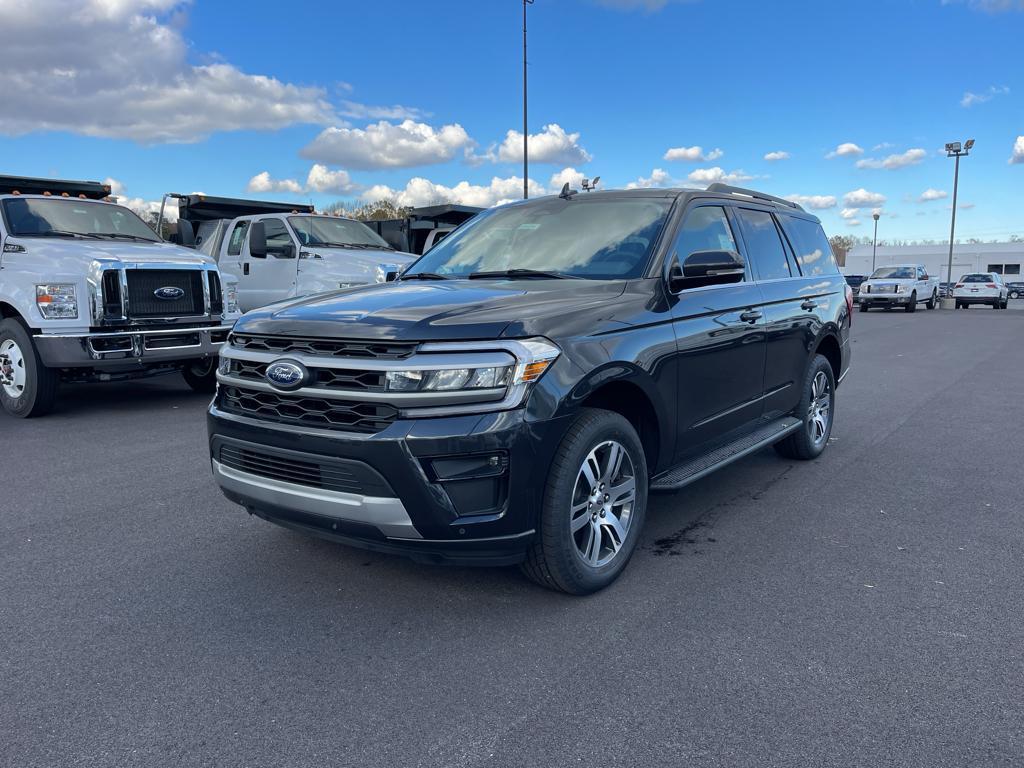 new 2024 Ford Expedition car, priced at $70,220