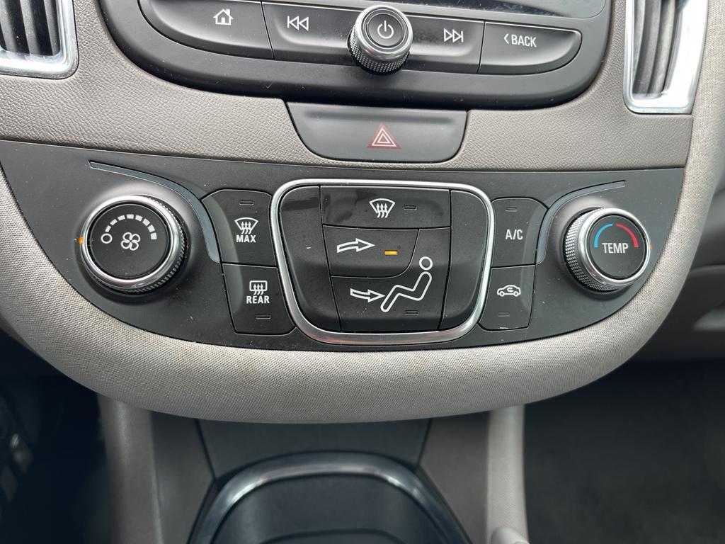 used 2018 Chevrolet Malibu car, priced at $15,929