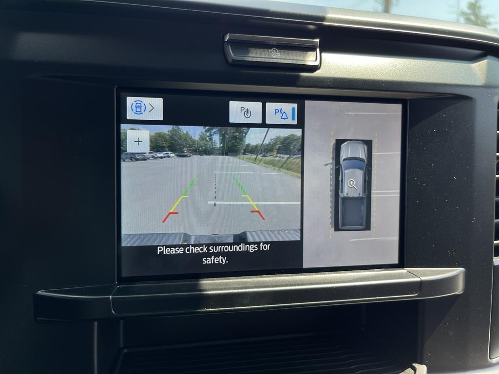 new 2025 Ford F-250 car, priced at $62,440
