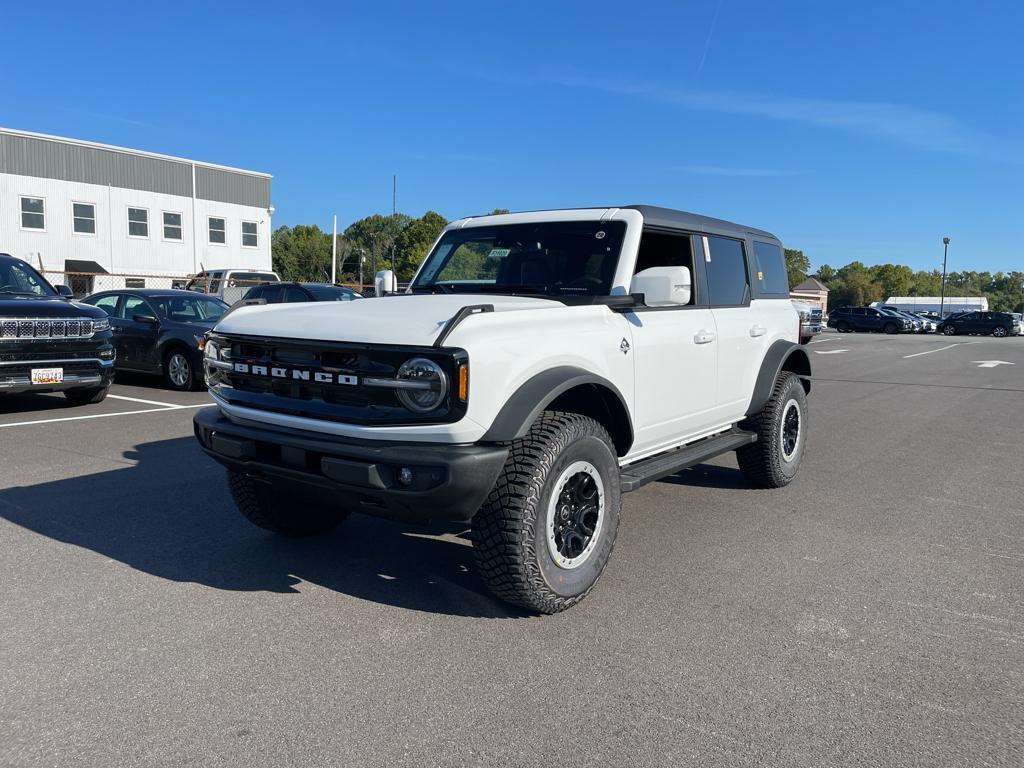 new 2024 Ford Bronco car, priced at $59,916