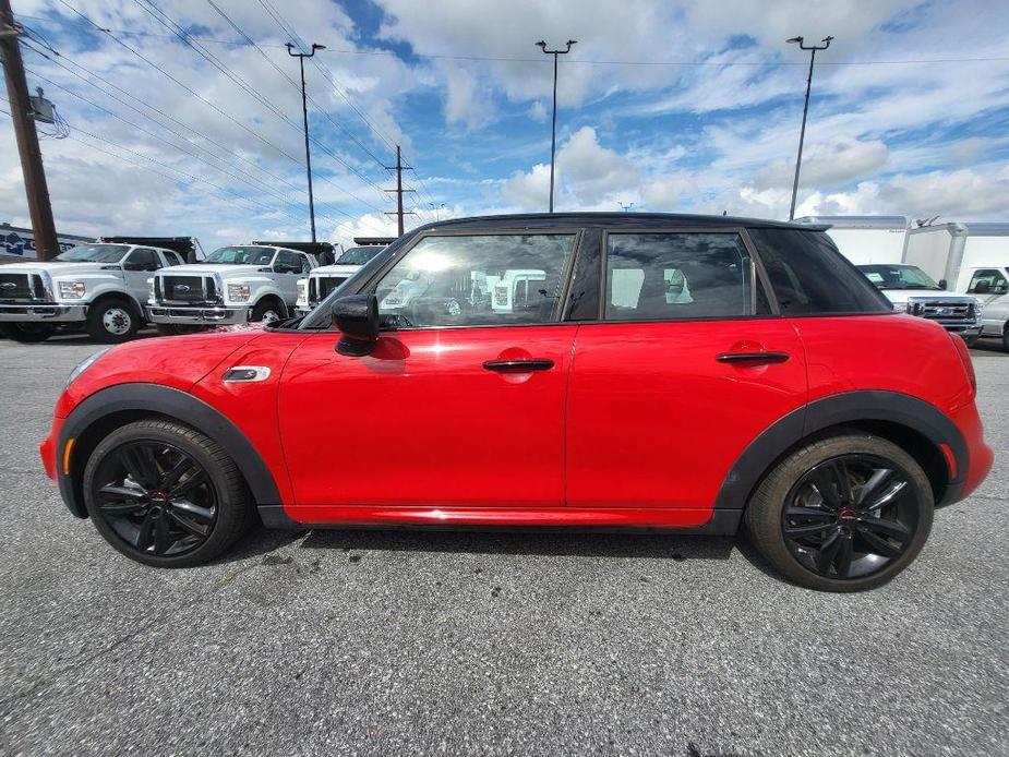 used 2021 MINI Hardtop car, priced at $28,998