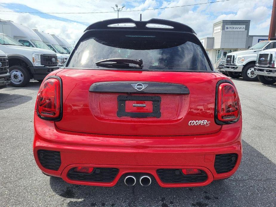 used 2021 MINI Hardtop car, priced at $28,998