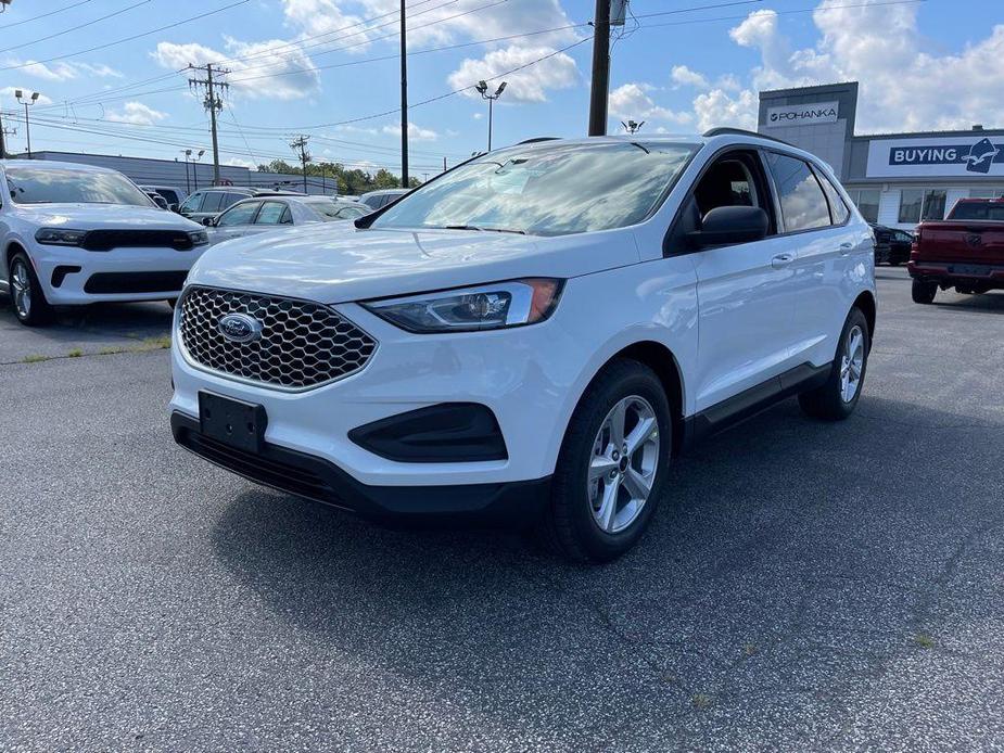 new 2024 Ford Edge car, priced at $35,921