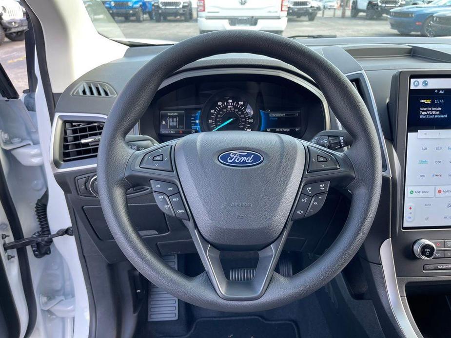 new 2024 Ford Edge car, priced at $35,931