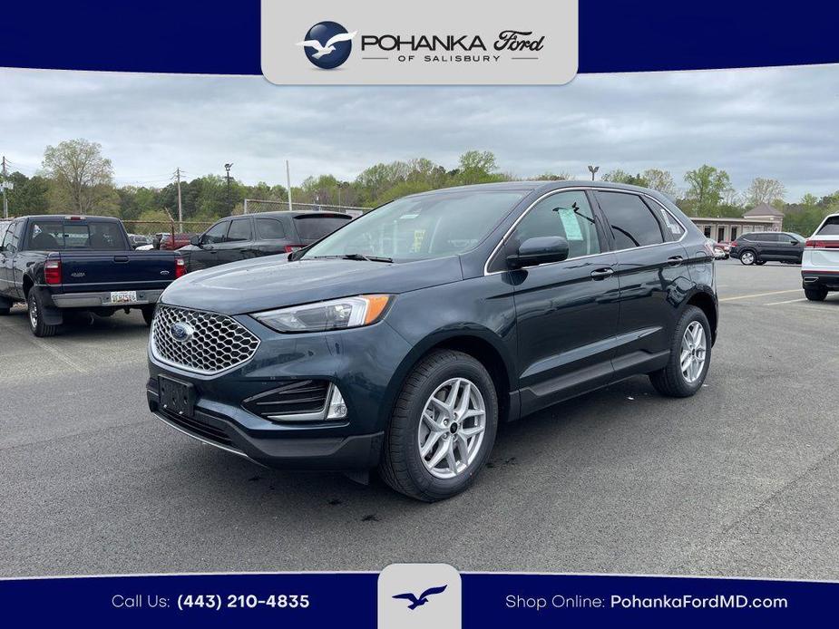new 2024 Ford Edge car, priced at $43,701