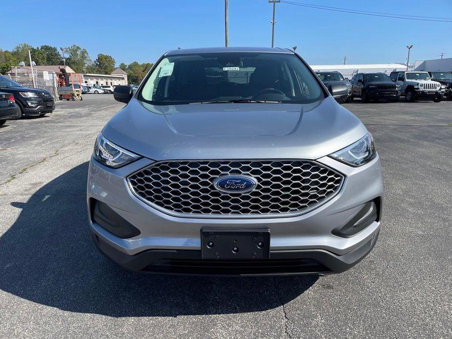 new 2024 Ford Edge car, priced at $35,421