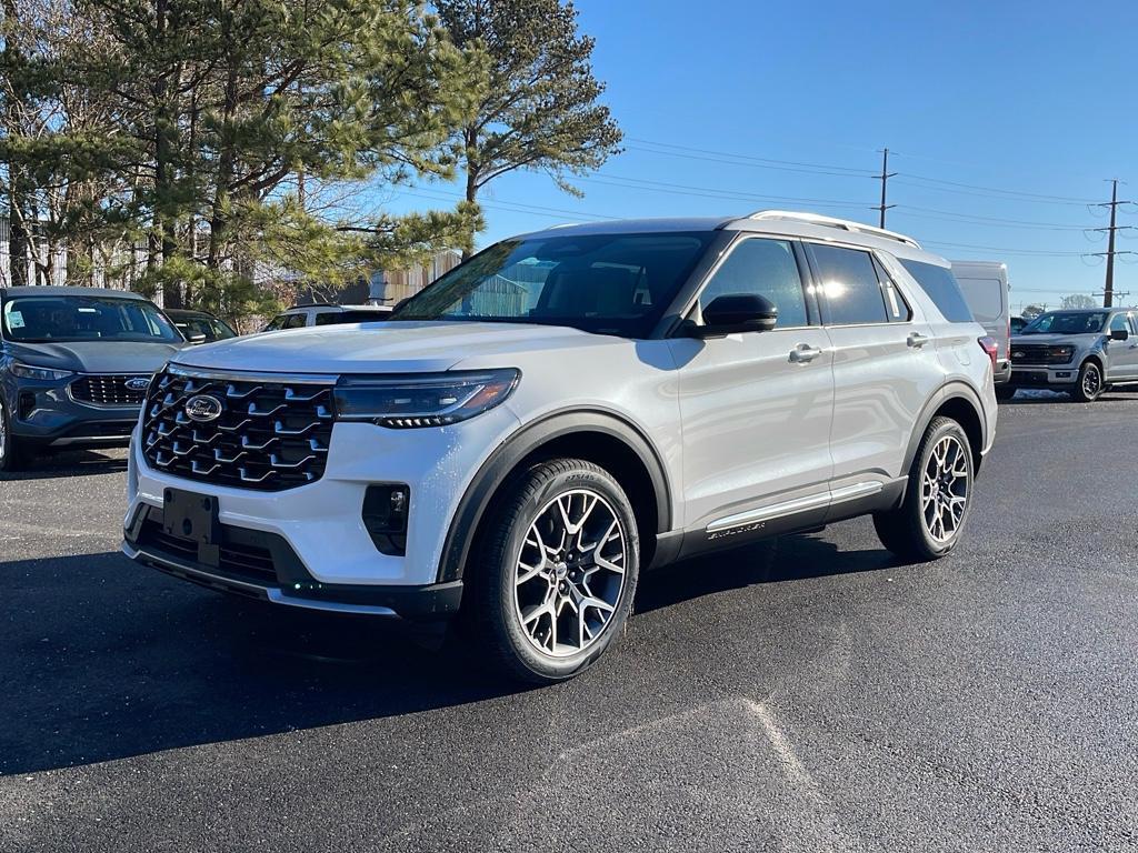 new 2025 Ford Explorer car, priced at $58,510