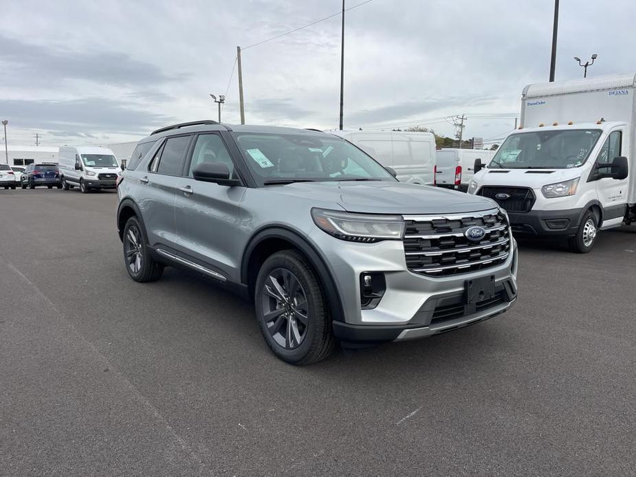 new 2025 Ford Explorer car, priced at $49,800