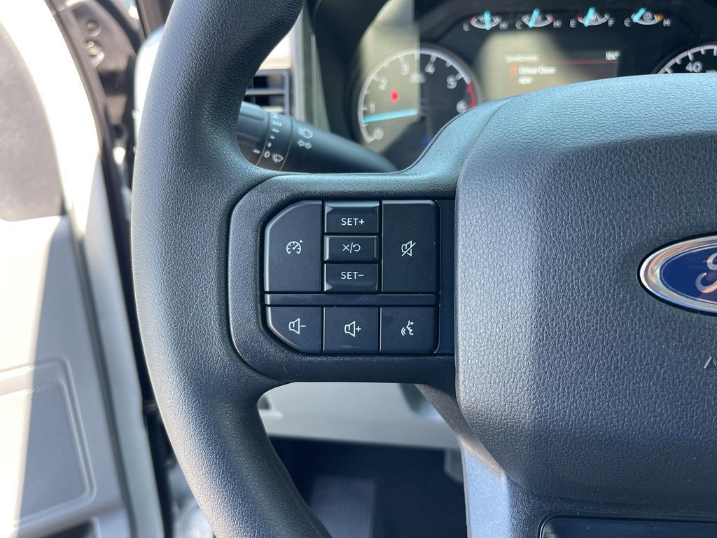 new 2025 Ford F-250 car, priced at $62,120