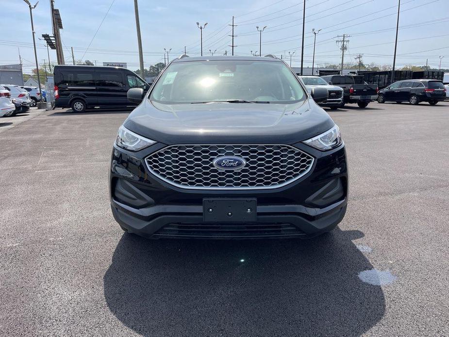 new 2024 Ford Edge car, priced at $39,621