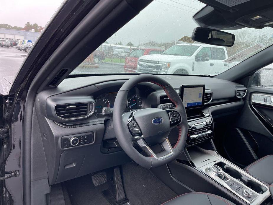 new 2024 Ford Explorer car, priced at $48,900