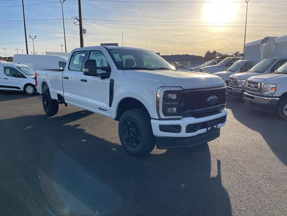 new 2024 Ford F-250 car, priced at $65,150