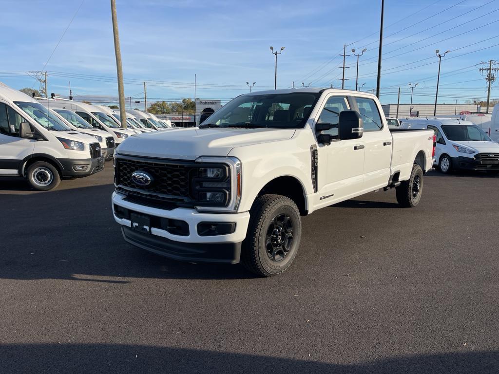 new 2024 Ford F-250 car, priced at $65,150