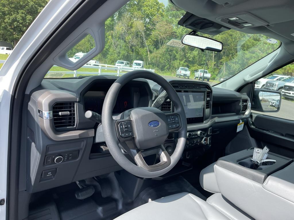 new 2024 Ford F-150 car, priced at $37,990