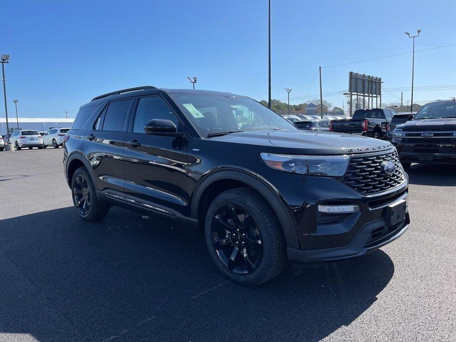 new 2024 Ford Explorer car, priced at $50,493