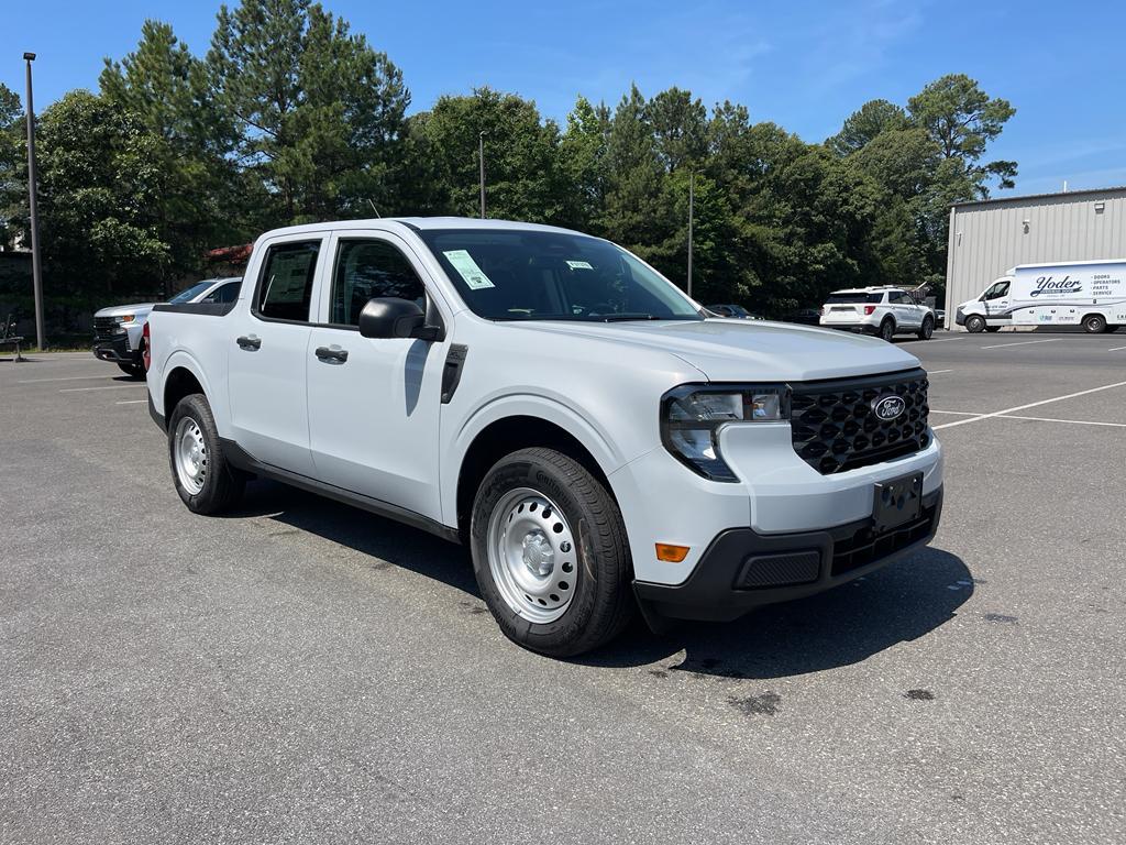new 2025 Ford Maverick car, priced at $29,940