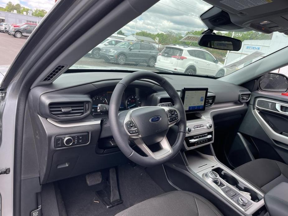 new 2024 Ford Explorer car, priced at $41,330