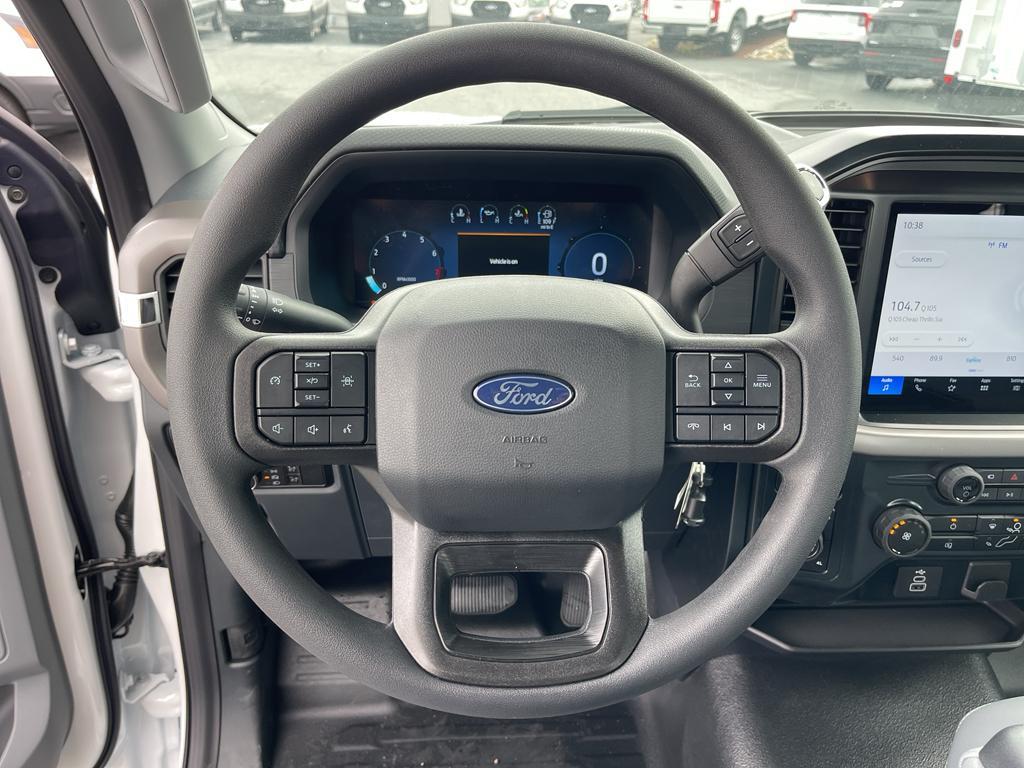 new 2025 Ford F-150 car, priced at $47,115