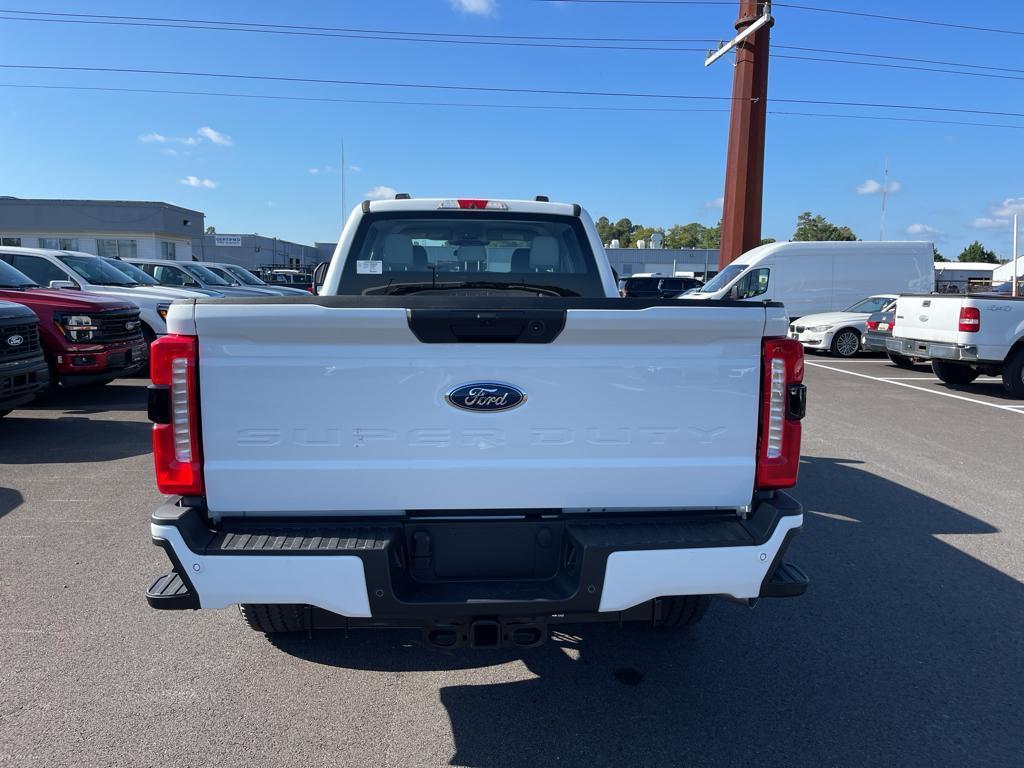 new 2024 Ford F-350 car, priced at $58,620