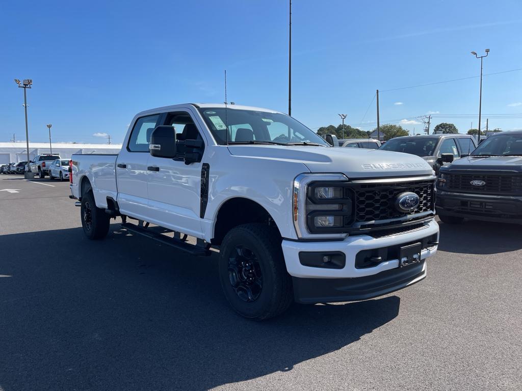 new 2024 Ford F-350 car, priced at $58,620