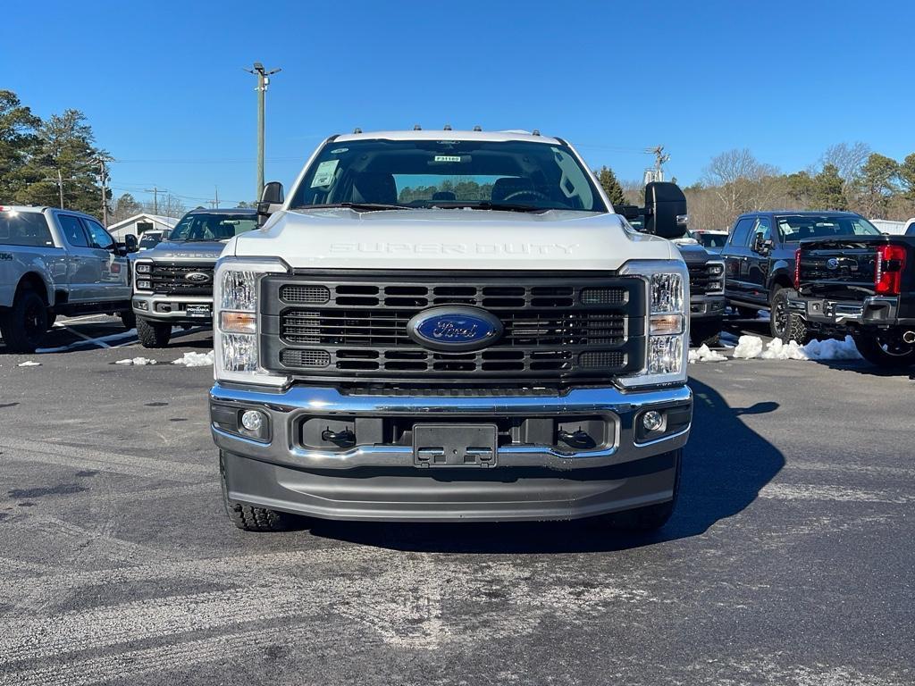 new 2025 Ford F-350 car, priced at $68,705