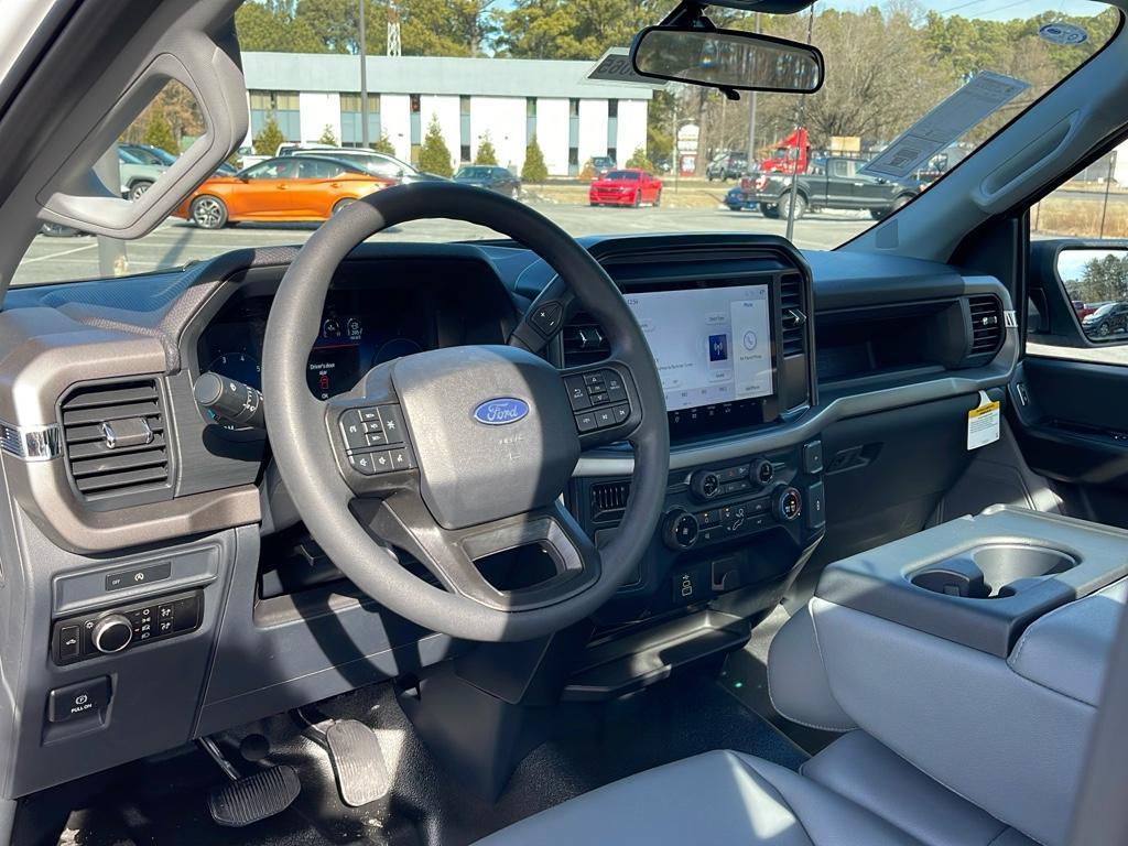 new 2025 Ford F-150 car, priced at $39,935