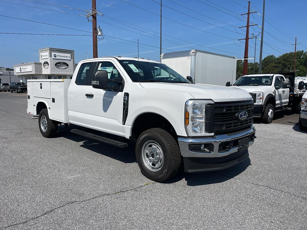 new 2025 Ford F-250 car, priced at $68,981