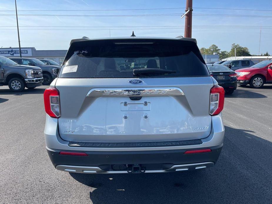 new 2024 Ford Explorer car, priced at $50,181