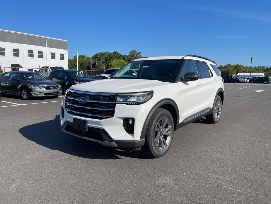 new 2025 Ford Explorer car, priced at $48,400