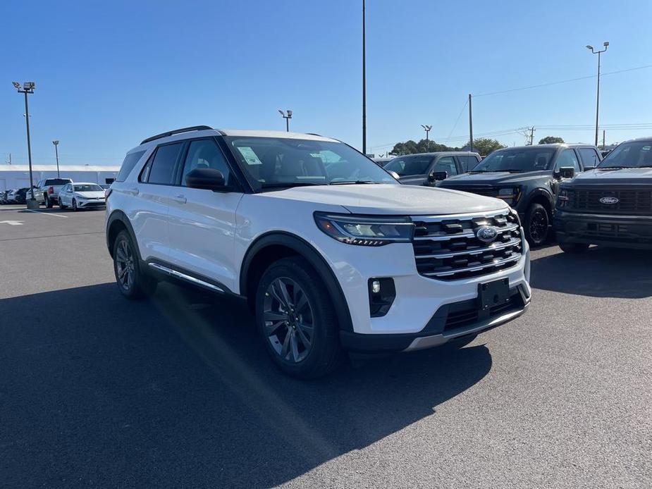 new 2025 Ford Explorer car, priced at $48,400