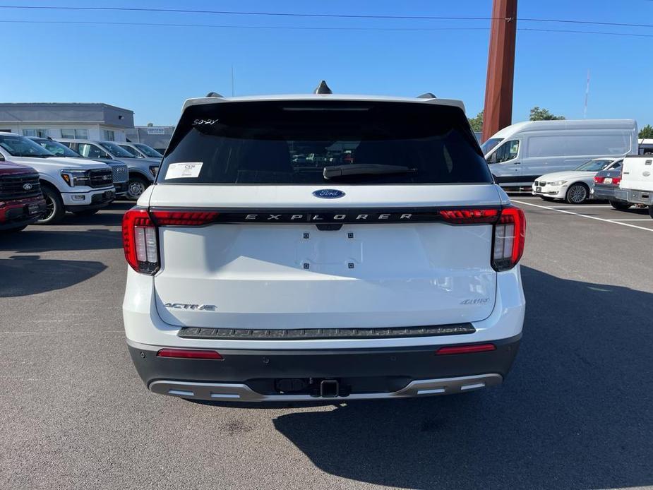 new 2025 Ford Explorer car, priced at $48,400