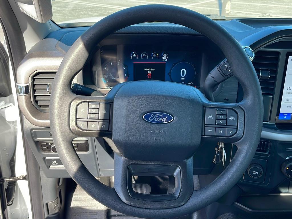 new 2025 Ford F-150 car, priced at $39,935