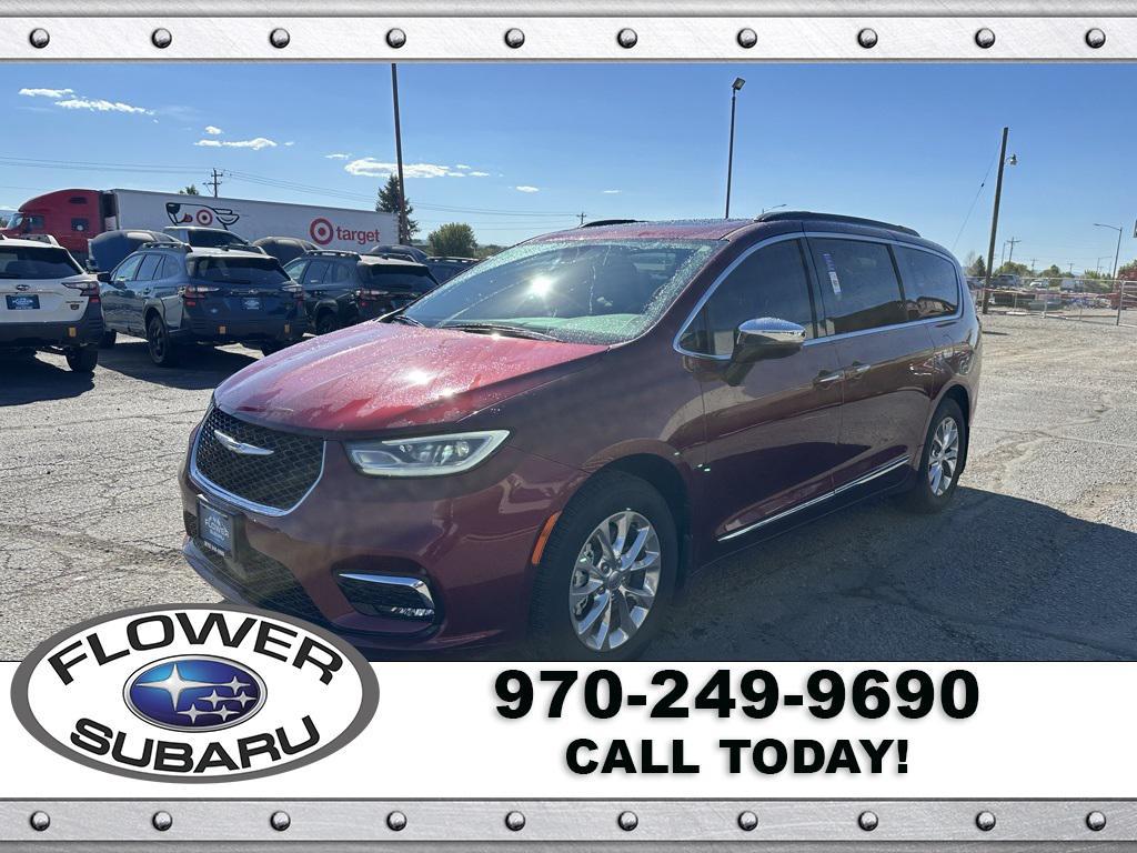 used 2023 Chrysler Pacifica car, priced at $27,596