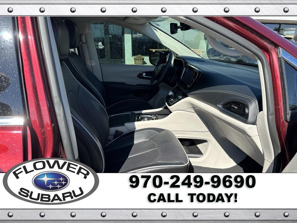 used 2023 Chrysler Pacifica car, priced at $27,596