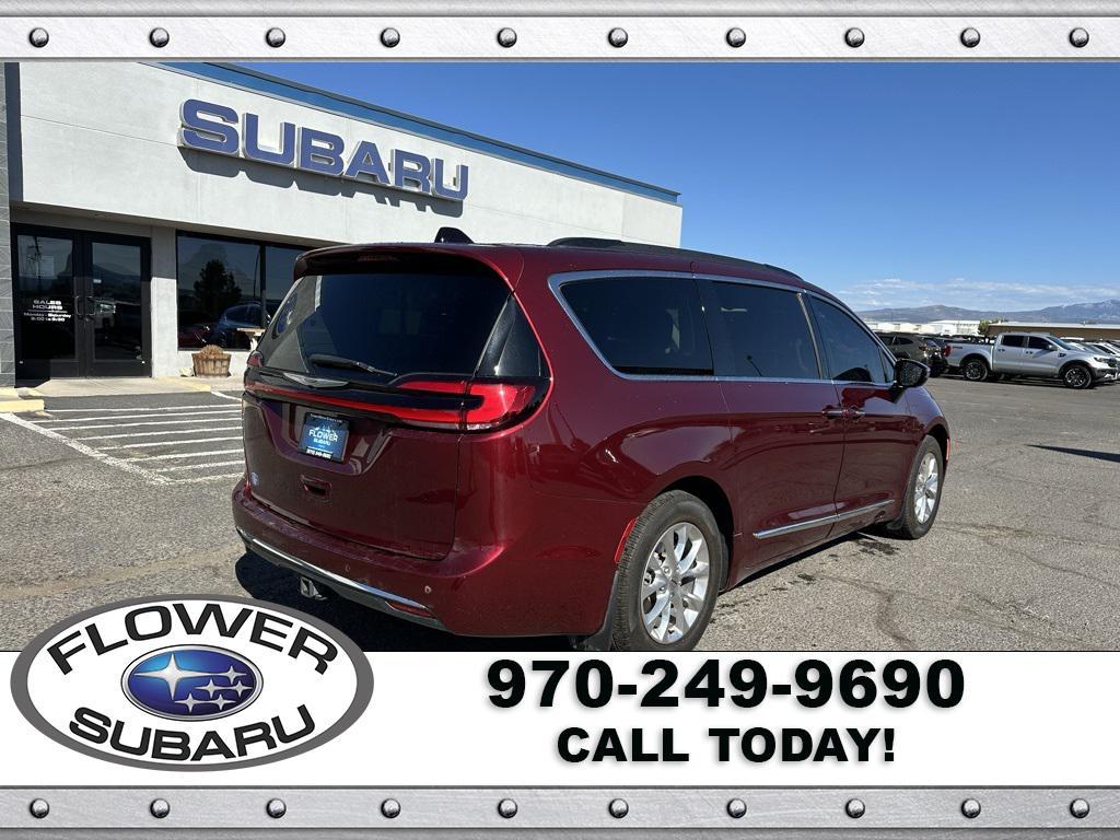 used 2023 Chrysler Pacifica car, priced at $27,596