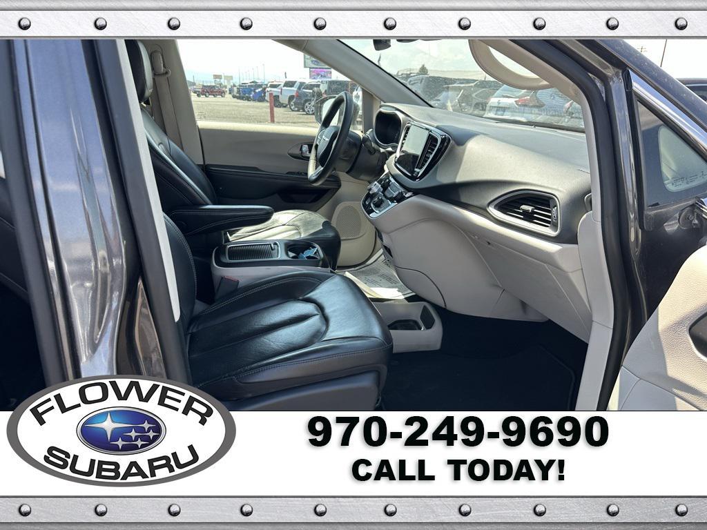 used 2022 Chrysler Pacifica car, priced at $21,096