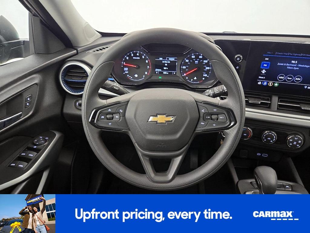used 2025 Chevrolet Trax car, priced at $23,998