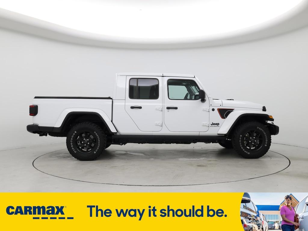 used 2024 Jeep Gladiator car, priced at $41,998